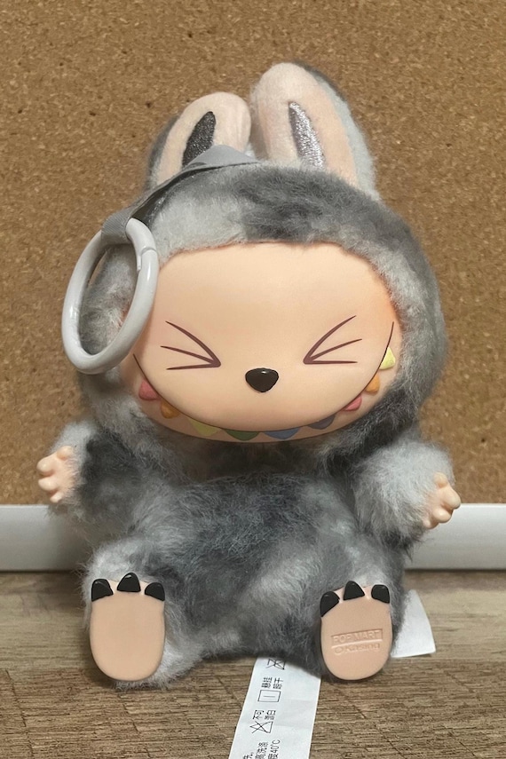 ぬいぐるみ Labubu Big into Energy have a seat Custom Big Into Energy Secret ID Have A Seat Labubu (PRE