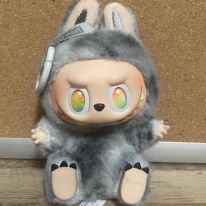 Custom Big Into Energy Secret ID Have A Seat (Open eyes) Labubu (PRE-ORDER)