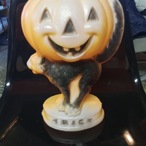 Vintage - Halloween Decoration - Blow Mold - Cat and Pumpkin - Trick or Treat - 1970&#39;s