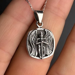 Amulett-Halskette Erzengel St. Michael, Schutzengel-Charme, 925 Sterlingsilber-Halskette