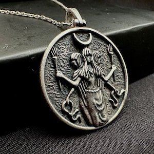 Hecate Necklace, 925 Sterling Silver Witchcraft Jewelry, Goddess Pendant, Witch&#39;s Talisman, Hecate Pendant, Hecate Jewelry, Gift for Her