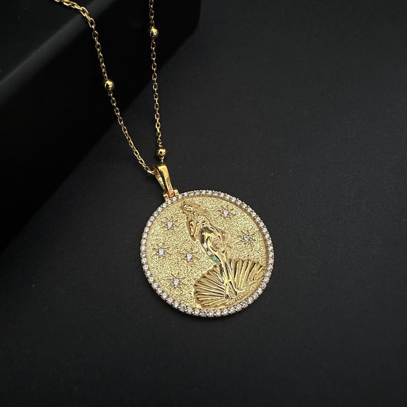 venus necklace, gold venus pendant, birth of venus necklace