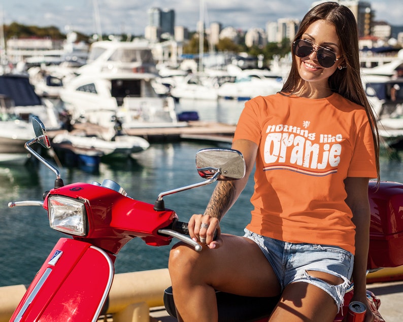 Groovy Retro Netherlands T-shirt Gift for Dutch Nothing Like Oranje ...