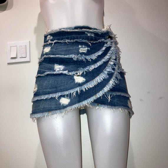 Vintage distressed patchwork denim mini skirt - image 3