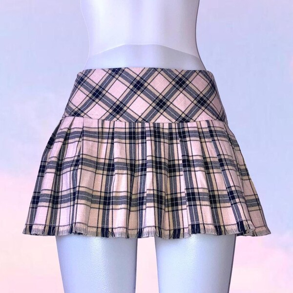 Vintage 90s y2k plaid pleated mini skirt