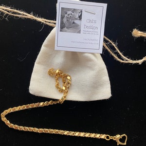 Handmade gold plated anklet.