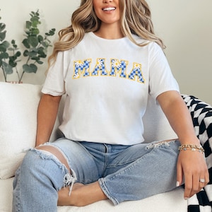 Retro Daisy Kariert Mama Digital Design | Cooles Mama Shirt PNG Design | Trendiges Mama T-Shirt Design