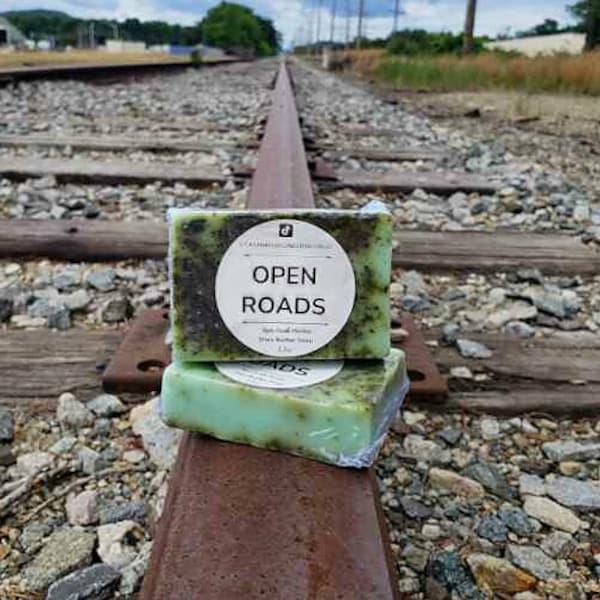 Open Roads Soap/ Bring in Wealth/ Better Economy/ Money Magnet/ Undo Blockage/ Life Changing/ Spiritual herbs/Spiritual Oils/ Cleansing