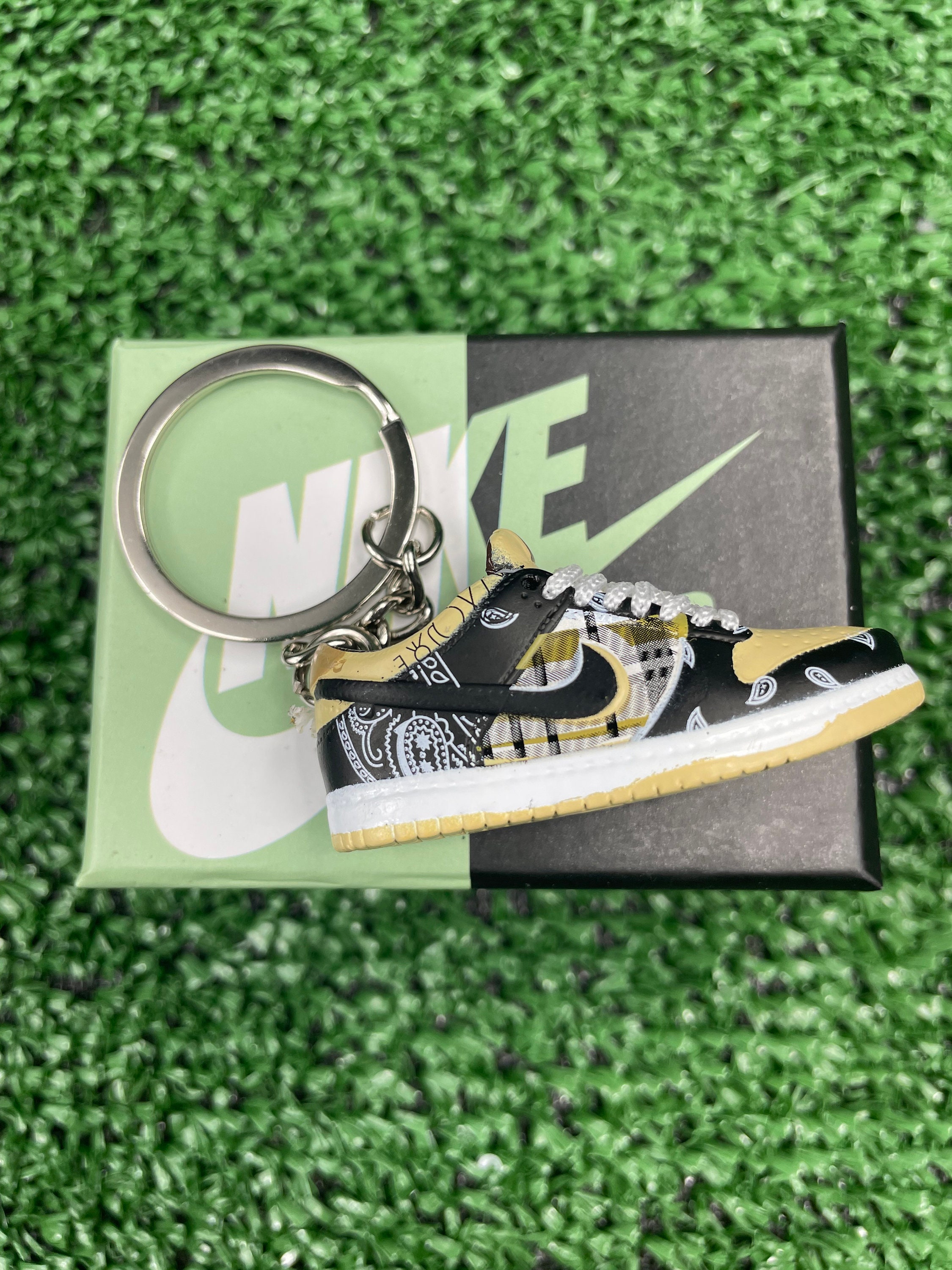 Thorns Dubraes Shoe Lace Locks for Dunk SB Buckle Tag Travis Dunk