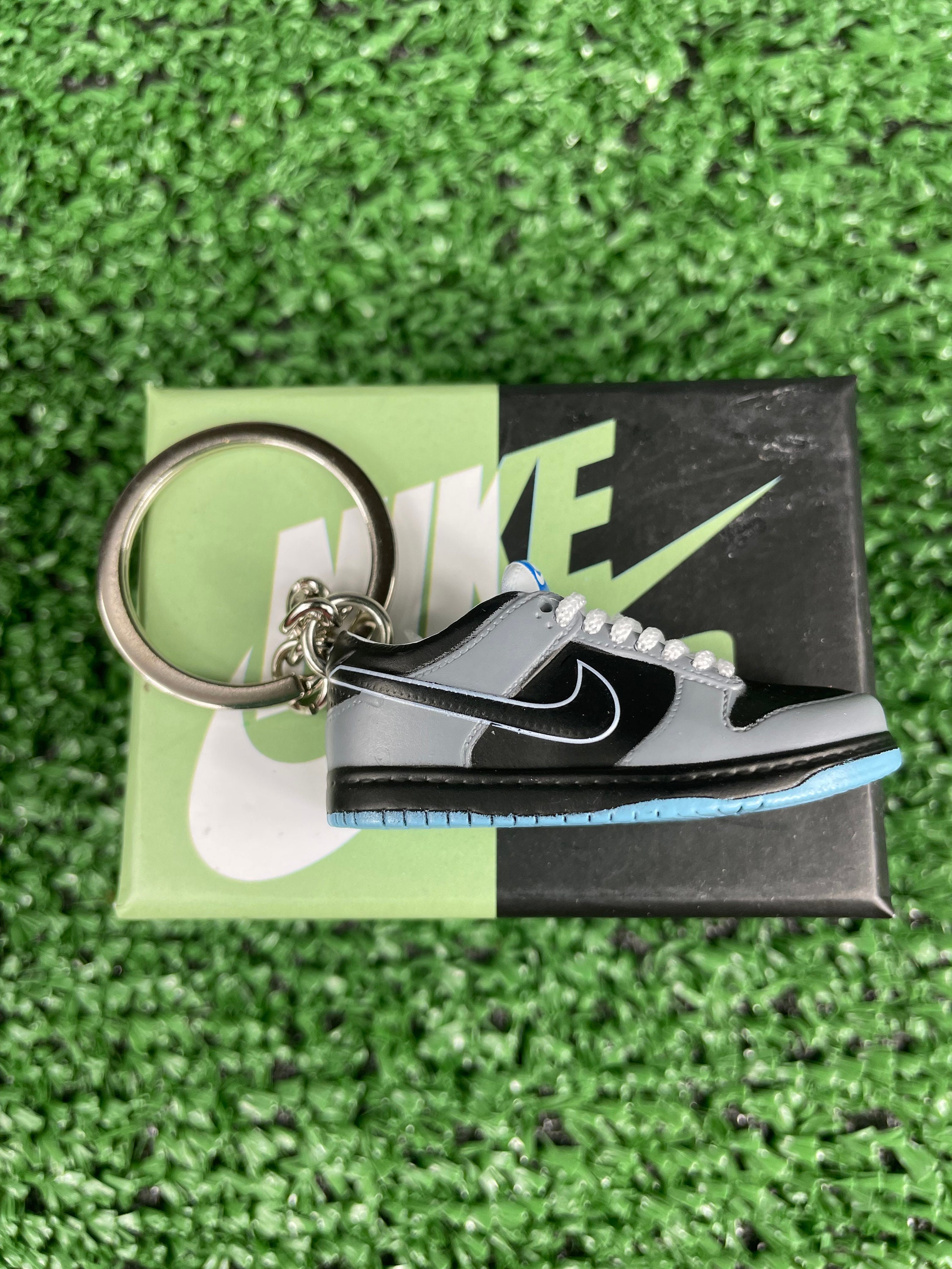 Thorns Dubraes Shoe Lace Locks for Dunk SB Buckle Tag Travis Dunk