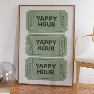 Retro Yappy Hour groen ticket poster, trendy appartement muur kunst decor, barwagen preppy coole digitale poster print, café restaurant muur decor
