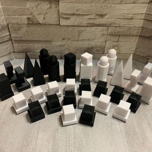Art Deco Chess Set - 3D Printed, Full Set w/Extra Queen - Large, Weighted w/ Felt Bottom, Stylized 1920’s/30’s Look