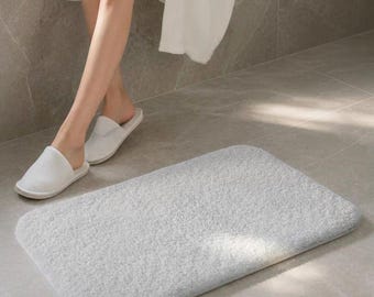 Ultra Soft Microfiber Bath Mat, Thick Absorbent Non Slip Bathroom Rug