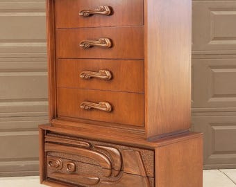 1960's Mid Century Modern 'Oceanic' Chest of Drawers by Pulaski