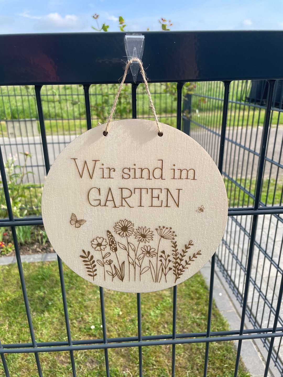 Wir sind im GARTEN Schild Etsy.de