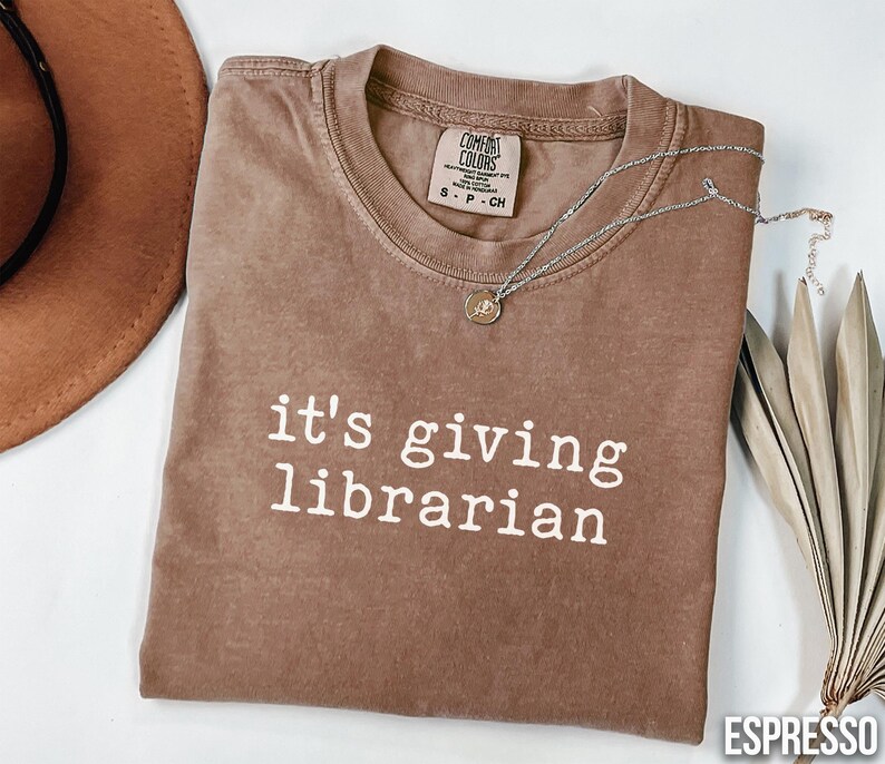 It's giving librarian shirt, funny book lover tee, librarian gift, bookworm shirt, reading shirt, book lover gift ideas, unisex