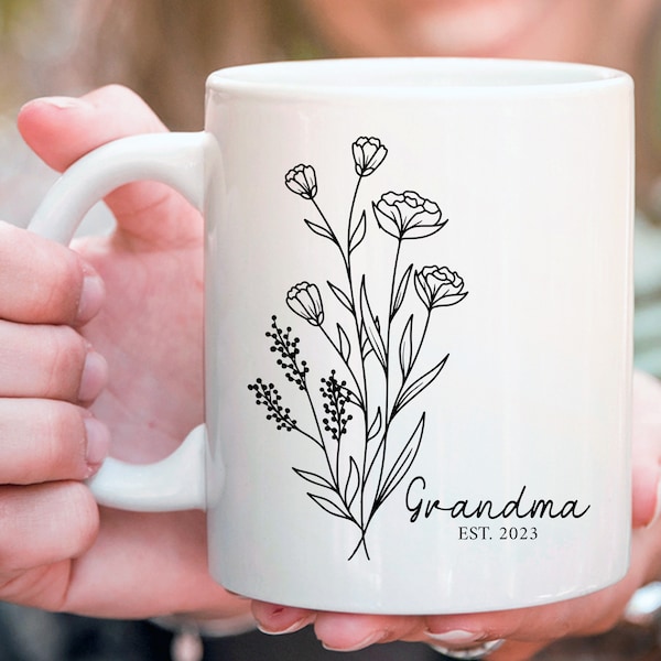 Custom Grandma Mug, New Grandma Mug EST 2023, Pregnancy Announcement, Soon To Be Grandmother Gift, Custom Future Grandma Gift