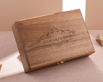 Engrave Jewelry Box, Personalized Walnut Jewelry Organizer Box, Wooden Jewelry Case, Vintage Jewelry Box, Travel Jewelry Box, Gift for Mom