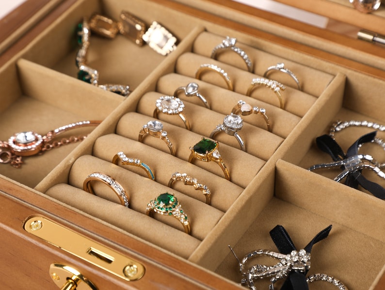Engrave Jewelry Box, Personalized Walnut Jewelry Organizer Box, Wooden Jewelry Case, Vintage Jewelry Box, Travel Jewelry Box, Gift for Mom image 5