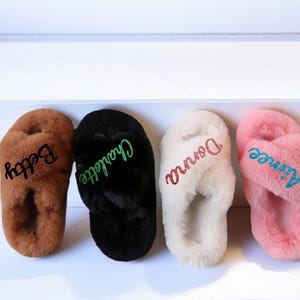Custom Fluffy Slippers,Children&#39;s slippers Personalized,Flower girl slippers,Fluffy Children&#39;s Slippers,Christmas/Birthday party slippers