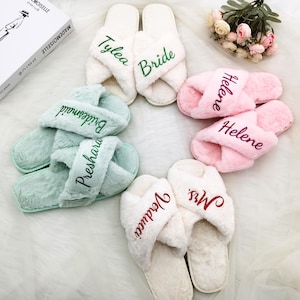 Custom Fluffy Slippers,Bride Slipper Personalized,Custom Bride Slippers,Fluffy Bridesmaid Slippers,Fluffy Slippers,Christmas party slippers