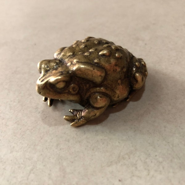 Adorno de sapo de latón, sapo de oro fundido de cobre vintage, mascota de té para el hogar, adorno ornamental bonsái de pecera