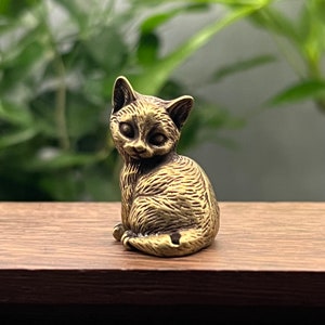 真鍮製のかわいい子猫の銅製飾り、車のキーチェーンペンダント、ギフトハンドル、子供の誕生日プレゼント