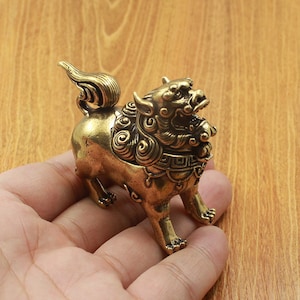 Pure copper retro auspicious beast unicorn roaring to the sky, sandalwood incense burner, fortune home study office desk decoration