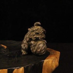 Antik Foo Dog-staty i legering, tehusdjur på skrivbordet, kontorsinredning