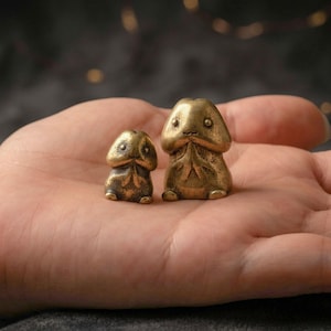 Tiny Brass Hilarious Shape Figurines – Gag Plant Pot Decor, Heavy Cute Ornament for Desk or Shelf