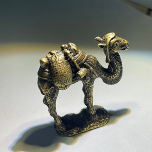 Soprammobili in rame a forma di cammello, decorazioni per la casa, collezione di antiquariato, ornamenti da tavolo vintage, artigianato