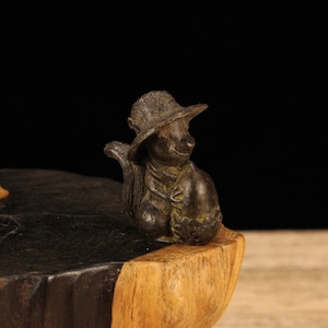 Handmade squirrel statue, copper squirrel tea pet, creative tea play tea ceremony tea set accessories small ornaments incense plug ornaments