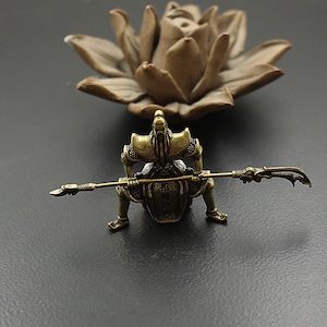 Pure copper Guan Yu ornaments, Guan Gong brass pieces, Antique Guan Erye play companion gift