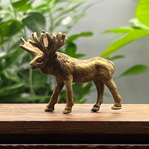 Brass Elk Ornament, Distressed Antique Brass, Office Decoration, Gift Collection