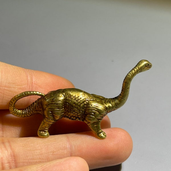 Retro dinosaur platypus, kangaroo ancient creature small ornament, solid brass micro-carved tea pet ornament