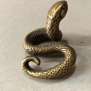 Vintage Snake Statue, Office Snake Sculpture Desktop, Simulation Micro-engraved Zodiac Metal Snake