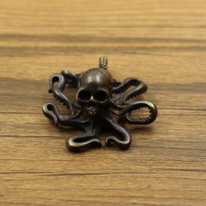 Dark evil god skull octopus, DIY creative metal desktop decoration, octopus pendant