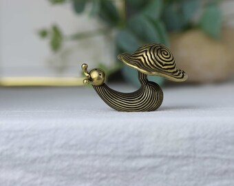 Cute brass mushroom snail decor figurine, home decoration,cottagecore decor，wall decor