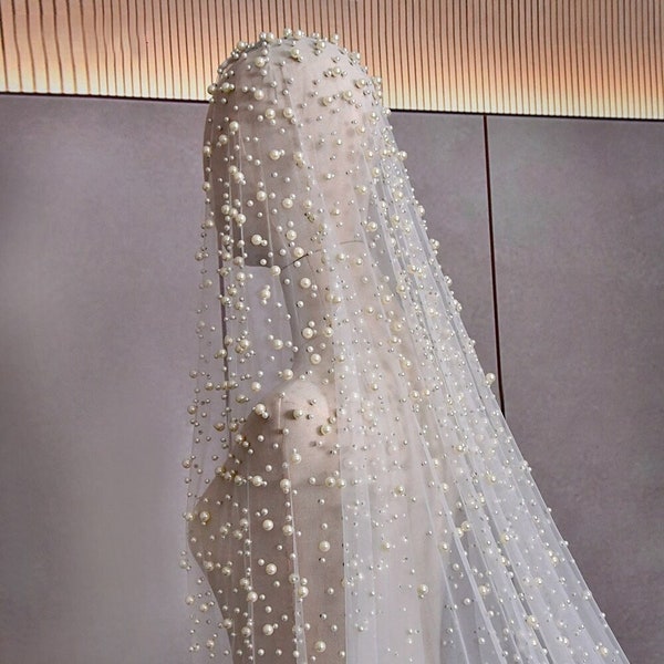 Pearl Bridal Veil / 3,4,5 M Long Wedding Veil/ Cathedral Bead Bridal Veils/ Delicate Beaded Veil for Brides