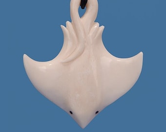 Bone Fancy Stingray Pendant Necklace - Handmade Māori Bone Carving from New Zealand