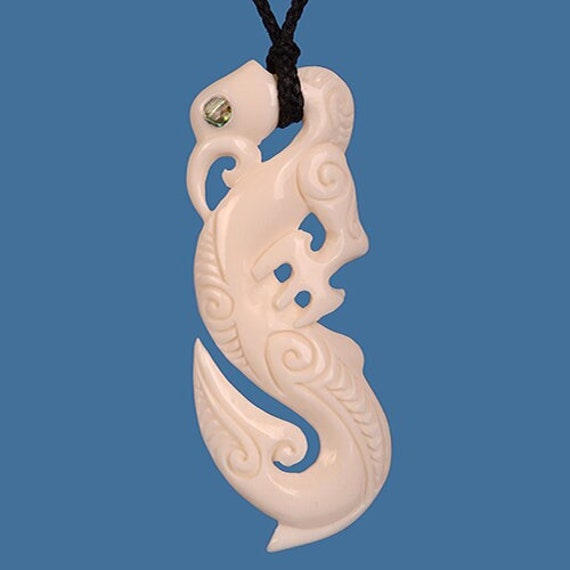 Manaia Hook Pendant Necklace