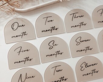 Set of Baby Monthly Milestones | Arch | Newborn | Acrylic | Gift | Keepsake