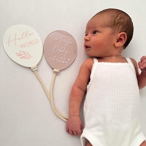 2x Fully Personalised Balloon Acrylic Discs for Baby / 2 Sizes / 13 Colours / Birth Announcement / Hello World / Salaam World