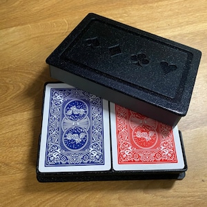 Elegante dubbele kaarthouder voor poker en goocheltrucs, past perfect op twee decks