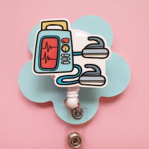 Bobine d'insigne de défibrillateur, cadeau d'infirmière de soins intensifs, clip d'identification de médecin de salle d'urgence, étiquette de nom de médecin, porte-carte médicale, cadeau de collègue