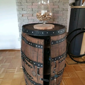 Whiskey Oak Barrel Bar Oak Barrel Drinks Cabinet Handmade from Whisky Oak Barrels Upcycled zdjęcie 4