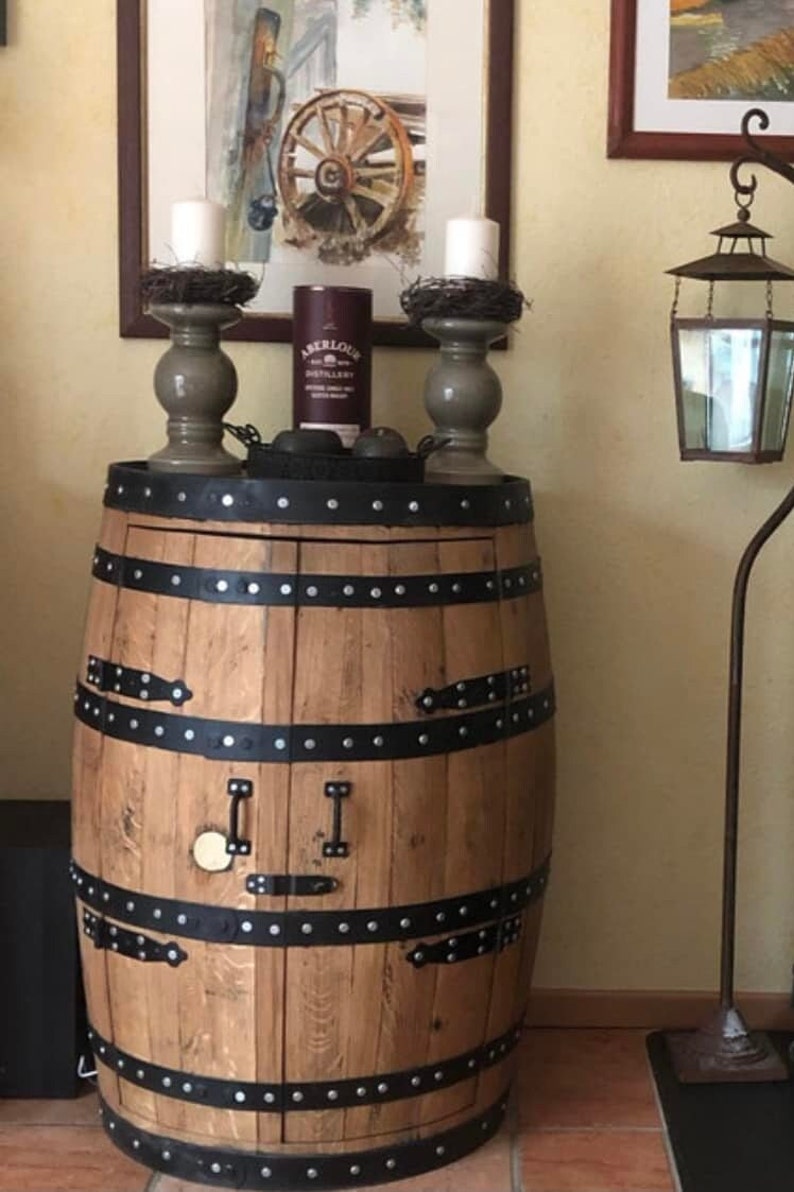 Whiskey Oak Barrel Bar Oak Barrel Drinks Cabinet Handmade from Whisky Oak Barrels Upcycled zdjęcie 5