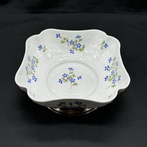 Bernardaud Limoges France Nicole Ruffled Edge Square Bowl Silverplate Base