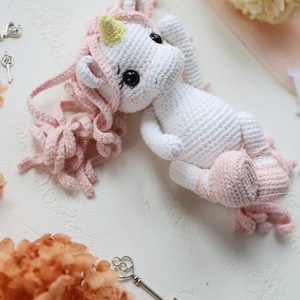 Unicorn crochet pattern. Amigurumi cute unicorn tutorial. Easy crochet pattern image 2