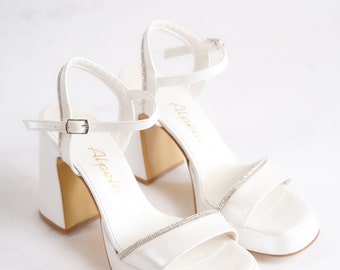 Weiße Hochzeitsschuhe, Cinderella Schuhe, süße Absätze, Brautschuhe, Prinzessin Schuhe, offene Zehenschuhe, weiße Schuhe, Brautschuhe, Braut,